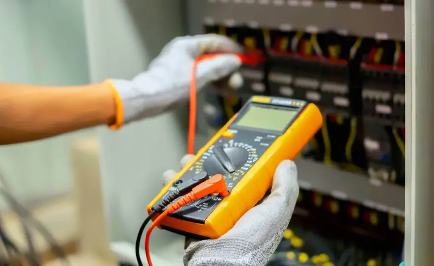 Pomiary elektryczne - Ile kosztują i jak nie przepłacić?