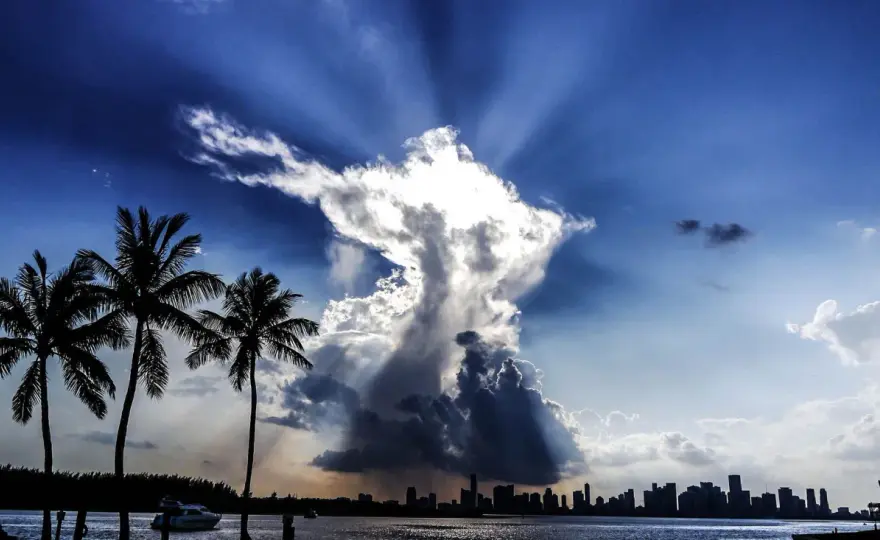 Der Himmel im Christentum - Mehr als Wolken!