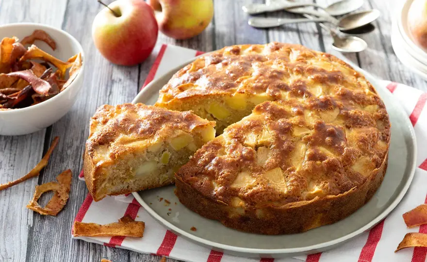 Gâteau aux pommes moelleux - La recette facile et équilibrée