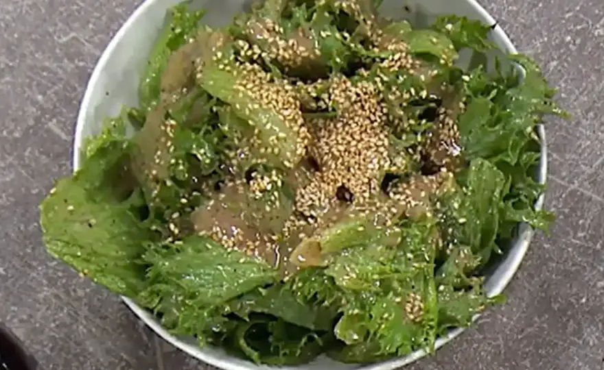 Sallad till paj - krisp, syra och dressing som fungerar