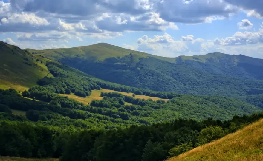 Bieszczady: Prawdziwe góry? Co je czyni tak wyjątkowymi?