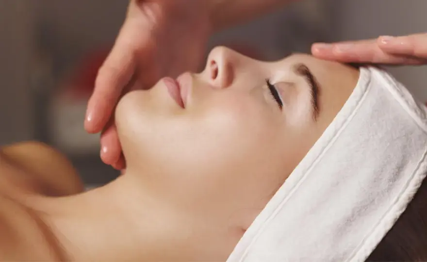 Peeling kawitacyjny - Kiedy może zaszkodzić? Przeciwwskazania