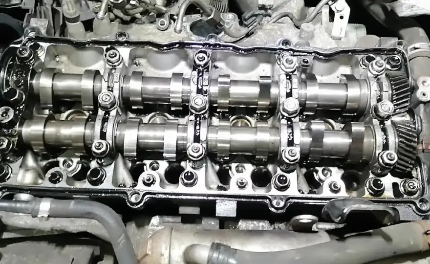Jaki olej przy przebiegu 300 tys diesel - uniknij kosztownych błędów