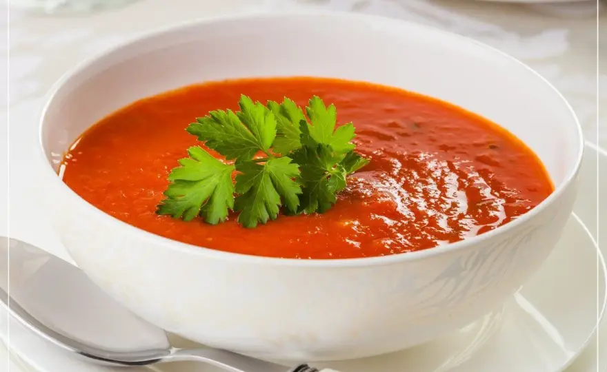 Tomatencremesuppe vegan - So wird sie in 20 Minuten perfekt cremig