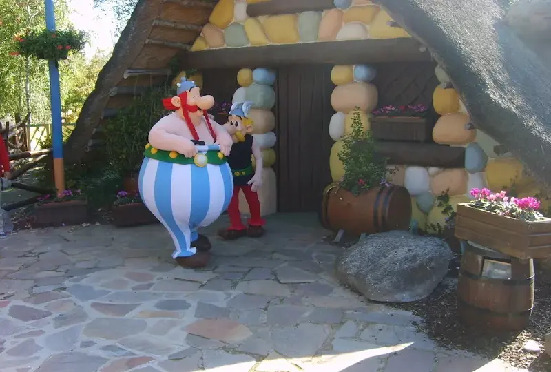 Najlepsze atrakcje w Parku Asterix dla całej rodziny i dzieci