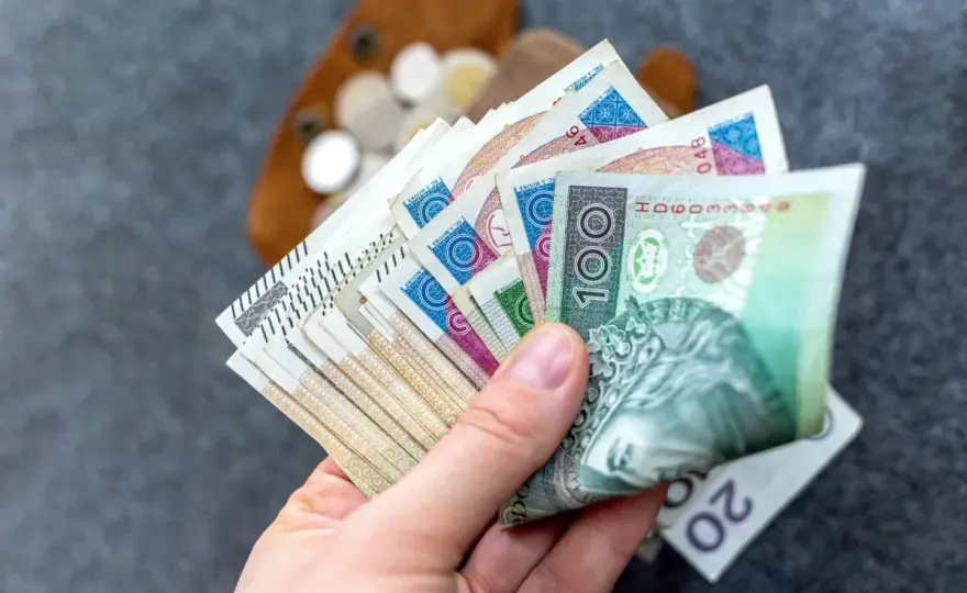 Jaka renta po 20 latach pracy? Sprawdź, ile naprawdę możesz otrzymać