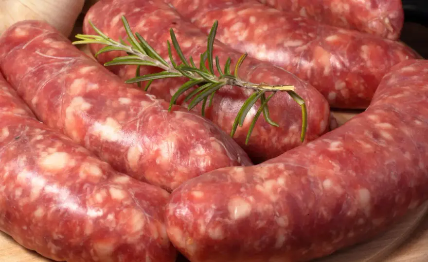 Salsiccia - Włoska Kiełbasa, Którą Musisz Poznać!