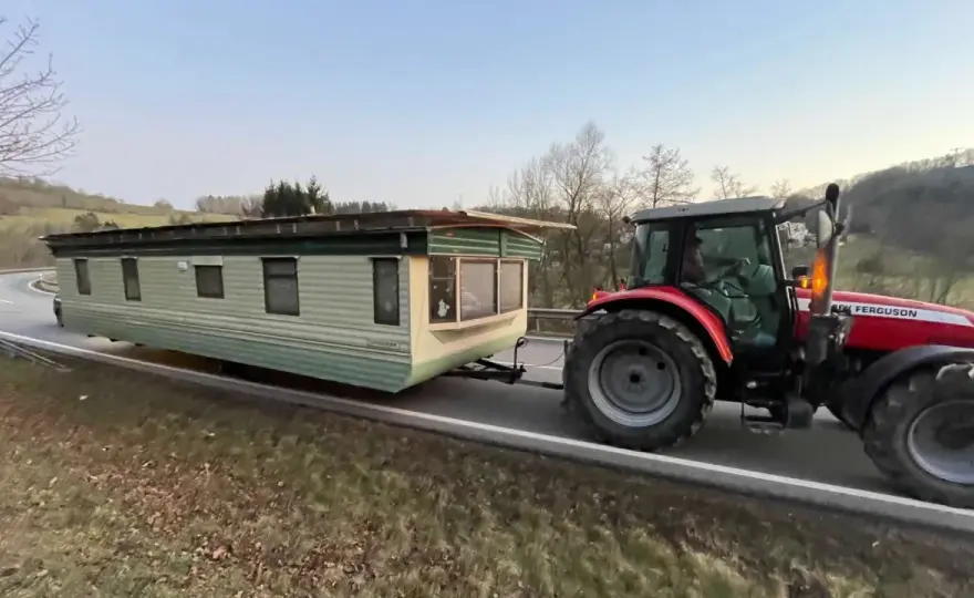 Traktor mit Wohnwagen - Was Sie wissen müssen!