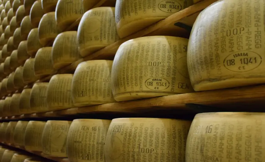 Queso parmesano en España - ¿Cómo elegir el auténtico?