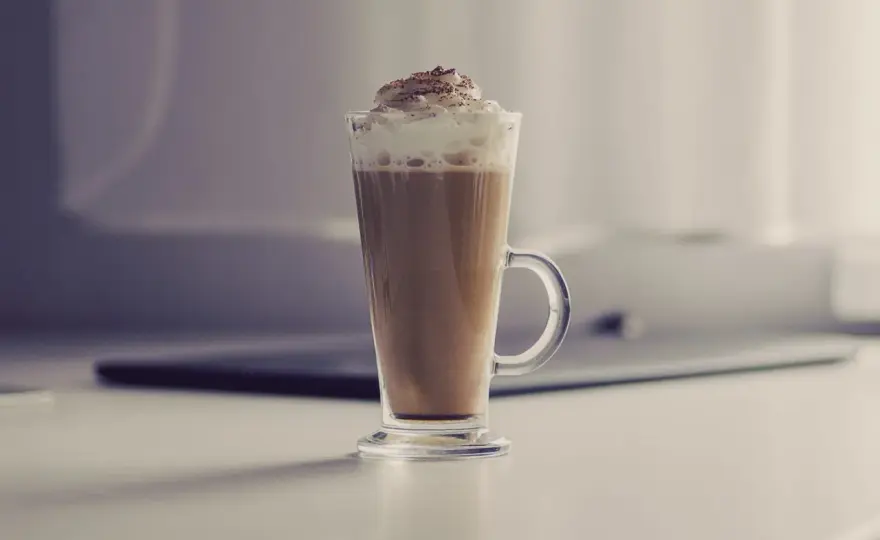 Latte Macchiato - Jak zrobić idealne warstwy w domu?