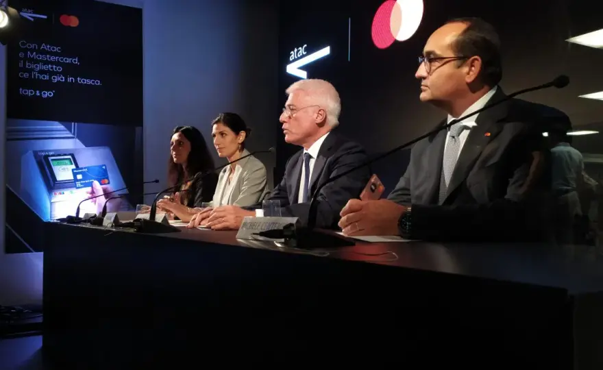 Tornelli metro Roma - guida pratica tra biglietti e Tap & Go