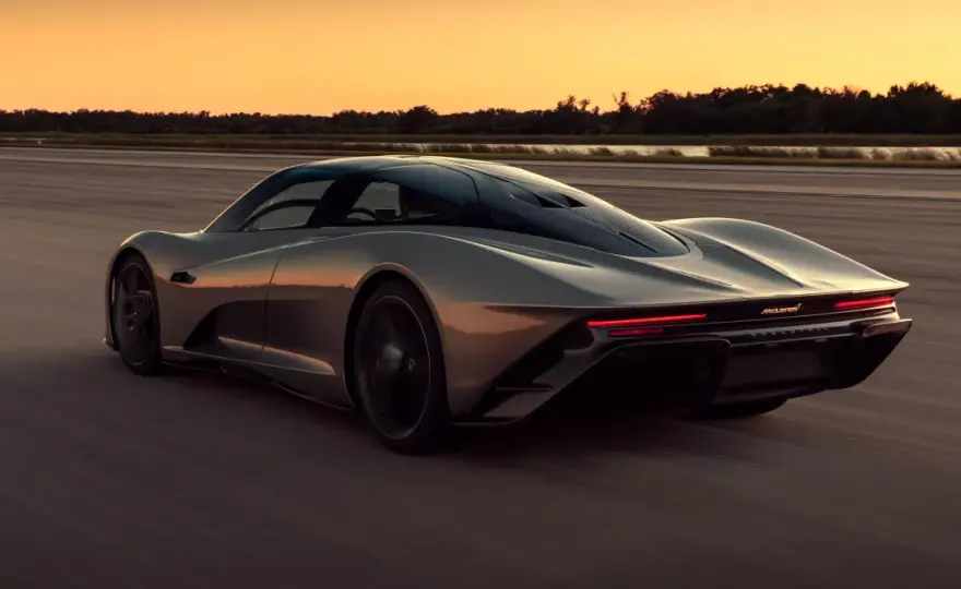 McLaren Speedtail - hyper-GT, który łączy prędkość i komfort