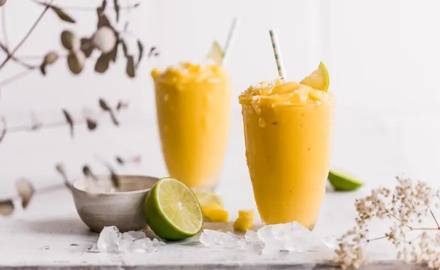 Getrocknete Mango einweichen - Tipps für perfekte Smoothies & Drinks