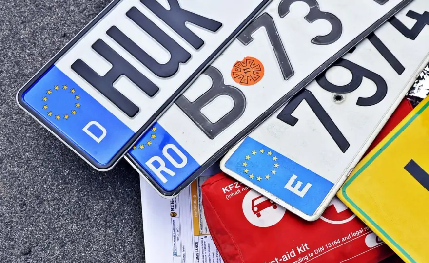 NMK - Co to znaczy? Macedonia Północna i inne kody!