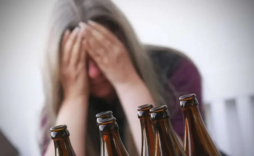 Alkohol und Demenz - wann es riskant wird