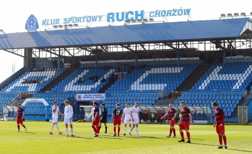 Ruch Chorzów gdzie zagra w Ekstraklasie? Sprawdź szczegóły meczów!