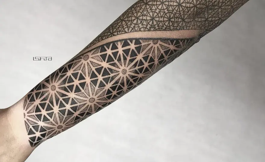 Tatuaż dotwork - Jak wybrać artystę i dbać o wzór?