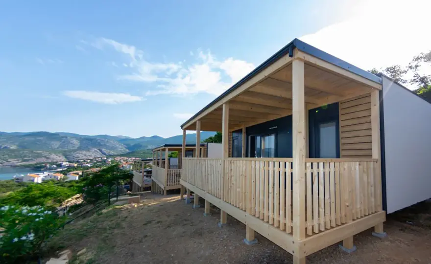 Kemping w Klenovicy - plaża, parcela i mobile home