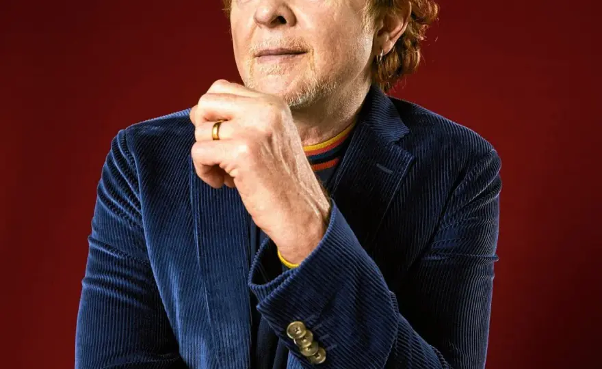 Simply Red - Kto to jest wokalista? Odkryj Micka Hucknalla!