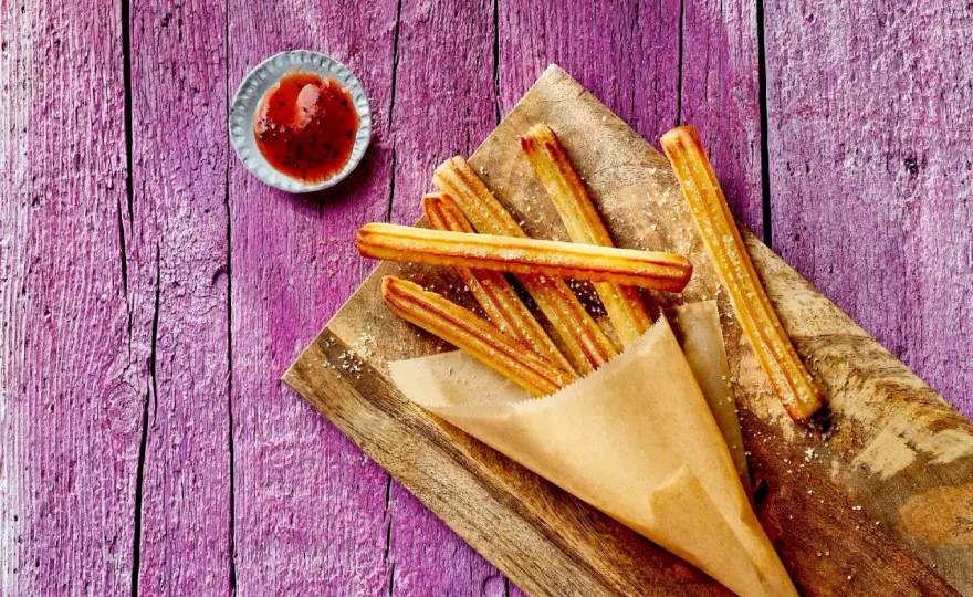 Gdzie kupić churros? Najlepsze miejsca i produkty w Polsce