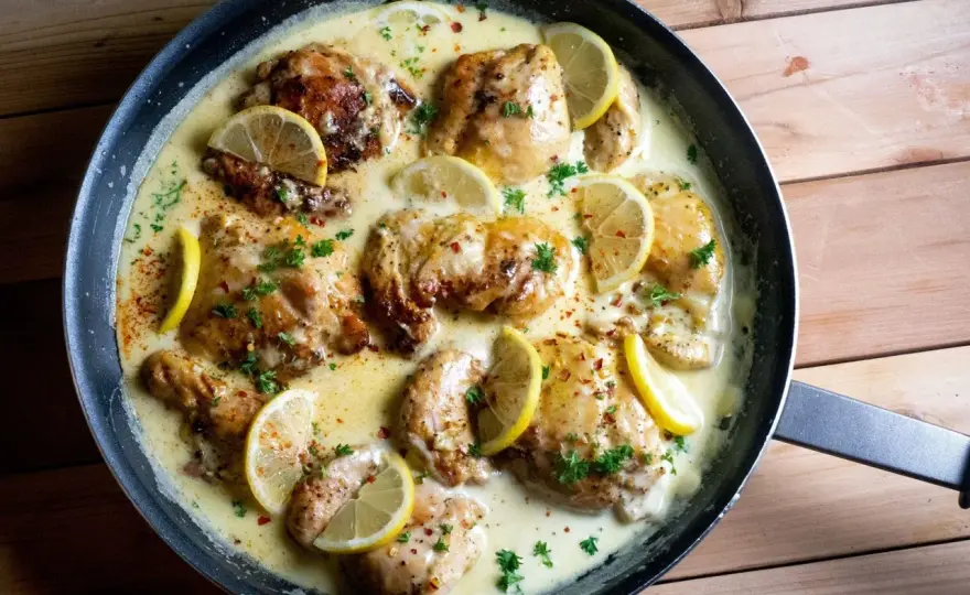 Pollo al limone in padella - la guida per non farlo seccare