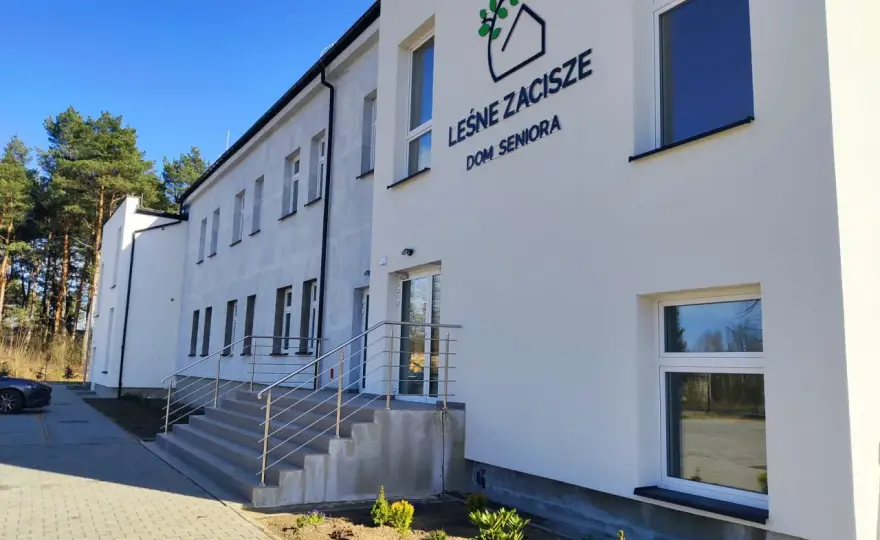Dom Seniora Zacisze: Wiele adresów, jedna decyzja. Jak wybrać?
