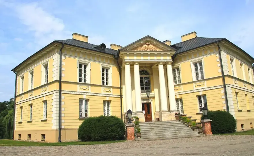 Najciekawsze atrakcje w Dobrzycy, które musisz zobaczyć