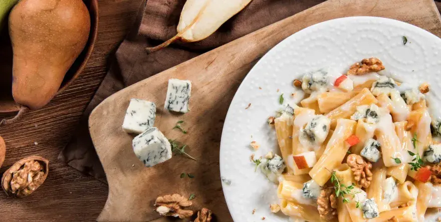 Penne z gruszką i gorgonzolą – wyjątkowy przepis na pyszne danie
