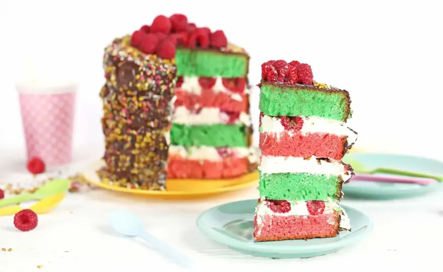Layer Cake Pistache Framboise - La recette qui tient ses promesses
