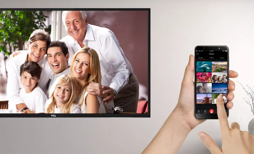 Jak połączyć iPhone'a z TV? AirPlay, Chromecast, HDMI wybierz!