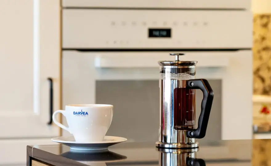 French Press - Ile Kawy? Idealne Proporcje i Błędy