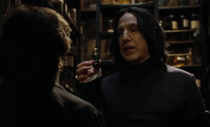 Severus Snape - Bohater czy złoczyńca? Odkryj prawdę!