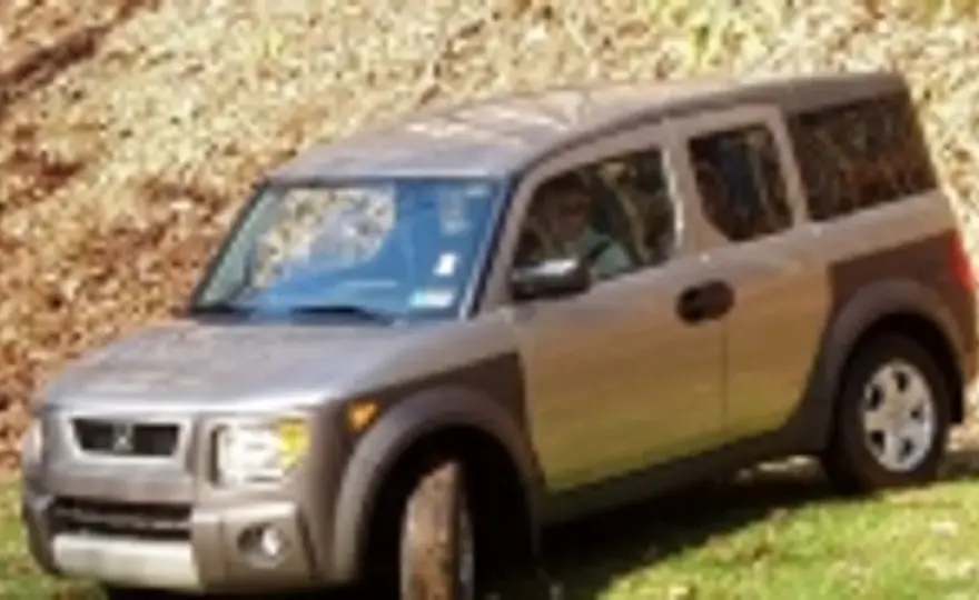 Honda Element - praktyczny crossover z charakterem