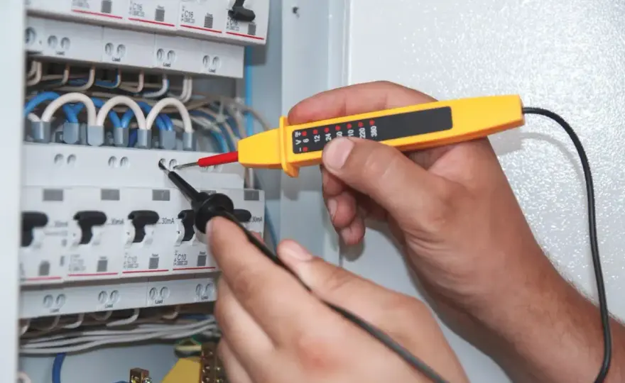 Moc pozorna - klucz do zrozumienia instalacji elektrycznych