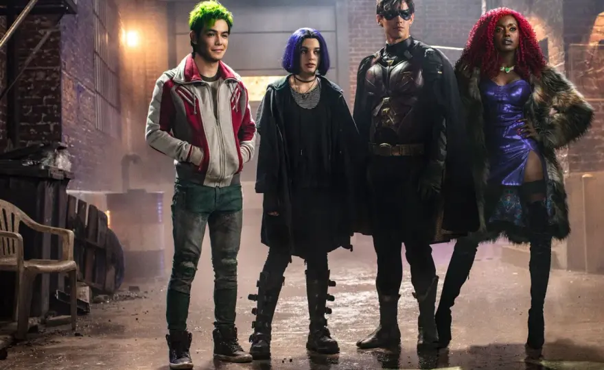 Titans recensione - quando la DC diventa più ruvida del solito