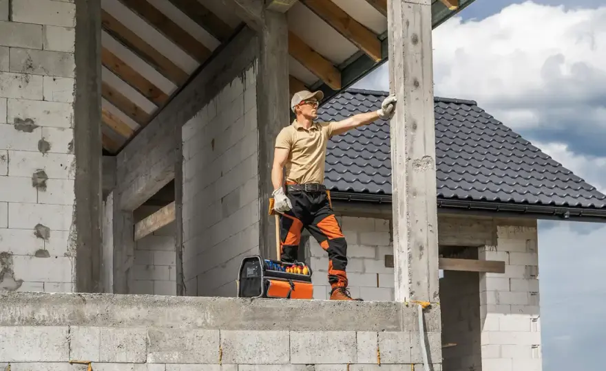 Jaki fundament pod dom 35m2? Rodzaje, koszty i wybór