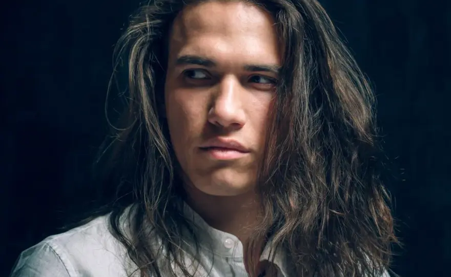 Rutina capilar masculina - Pelo sano en 5 minutos