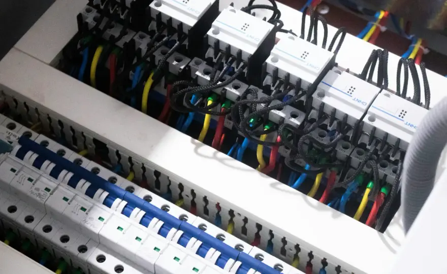 CB Elektron Zamość: Kompleksowy przewodnik po elektrotechnice