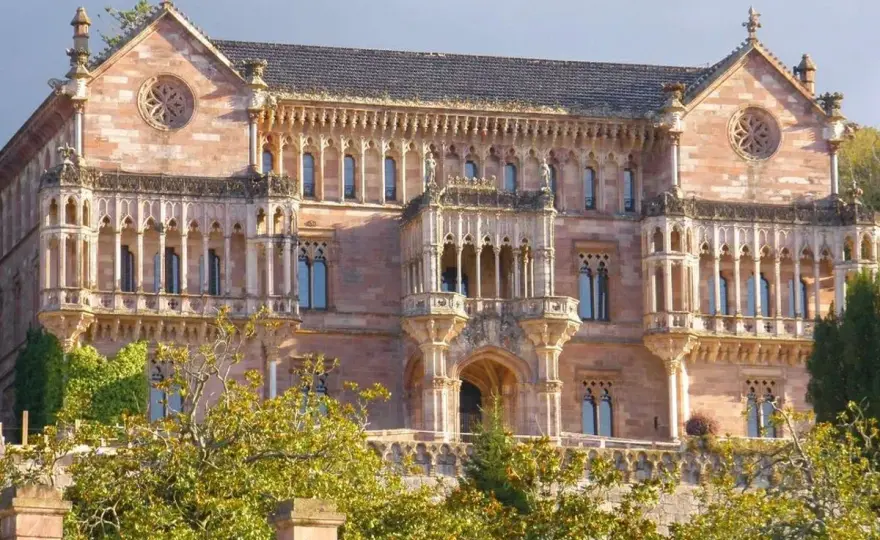 Palacio de Sobrellano: ¿Más que una mansión? Descúbrelo