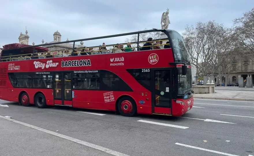 Barcelona mit dem Sightseeingbus entdecken - wann es sich lohnt