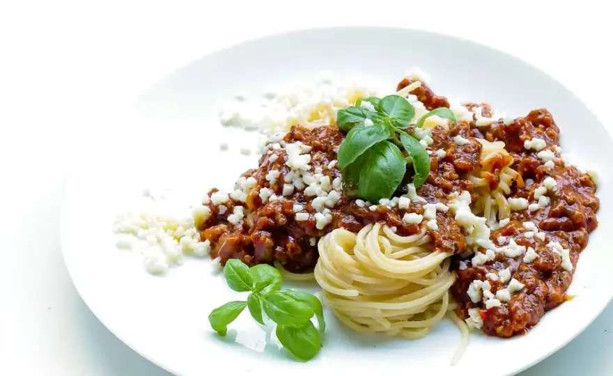Prosty przepis na thermomix spaghetti bolognese, który zachwyci smakami