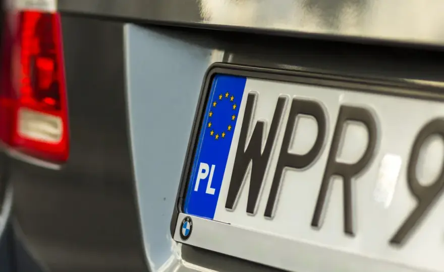 Tablice LLE - Skąd pochodzą i co naprawdę mówią o aucie?