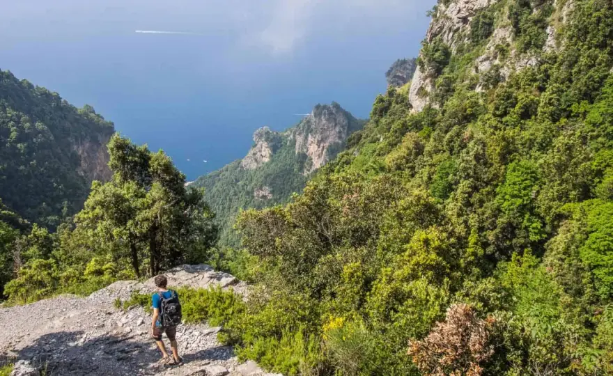 Nocelle Kiosk - Path of the Gods: Maximize Your Hike Stop