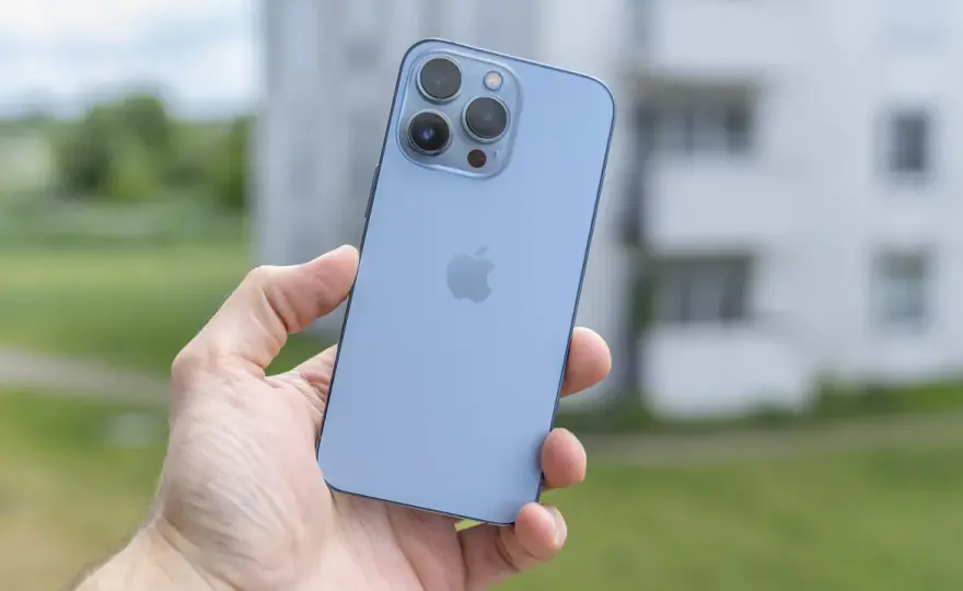 Aparat iPhone 13 Pro - czy nadal warto? Sprawdź test i możliwości