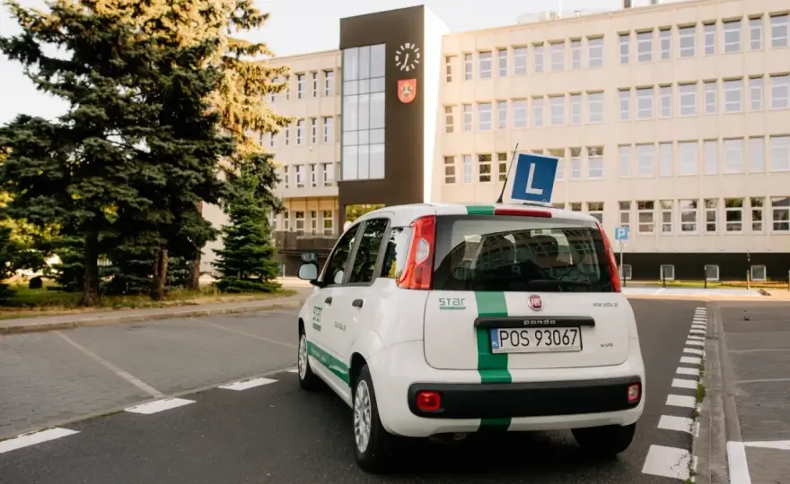 Odbiór prawa jazdy bez stresu - co zabrać i kiedy odbierać
