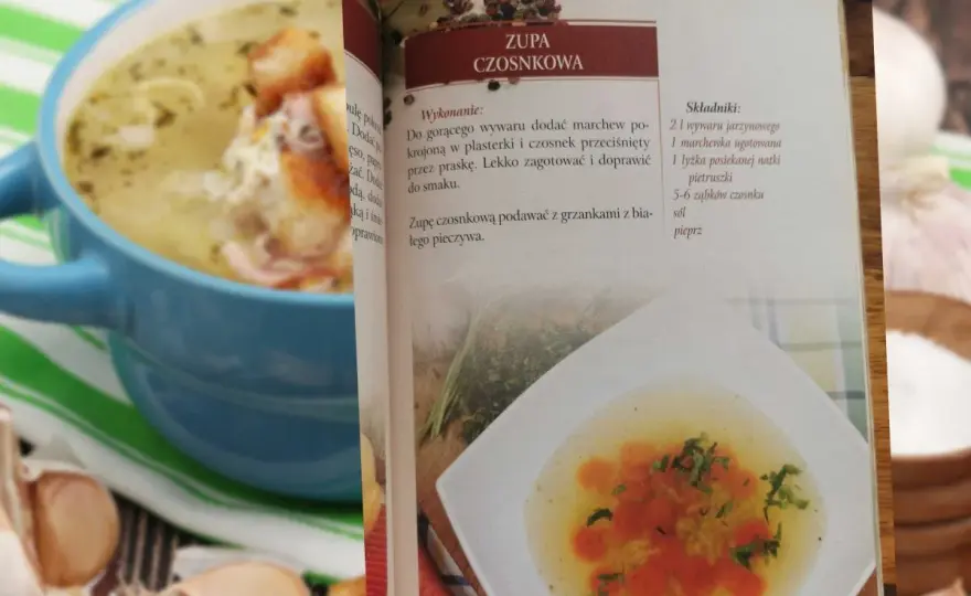 Przepis na zupę czosnkową: Klasyka, wariacje i sekrety smaku
