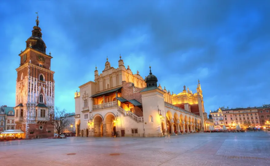 Rynek Główny Kraków - Jak zwiedzić, by zobaczyć więcej?