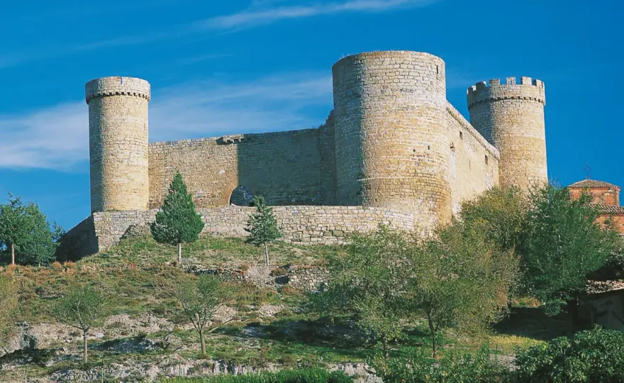 Castillo de Cornago - La fortaleza que explica el pueblo