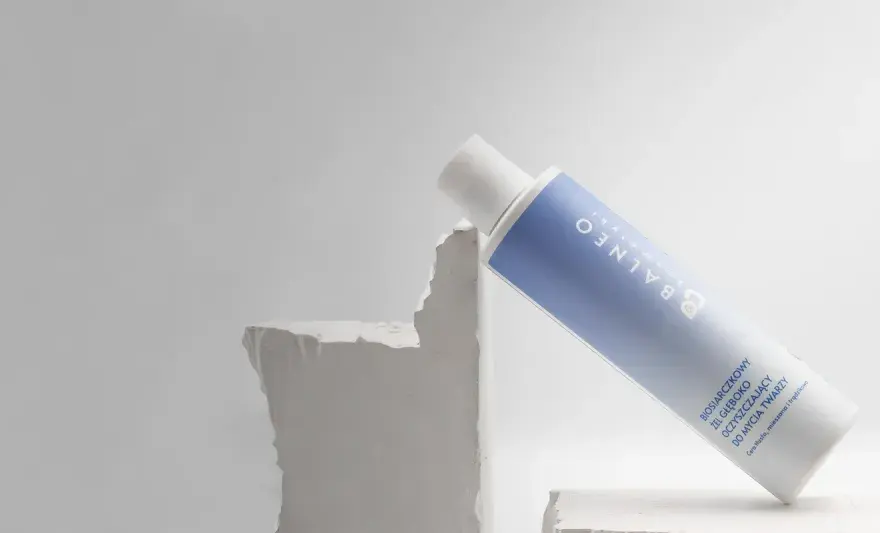 Nadmiar sebum - Jak mądrze dbać o cerę i uniknąć błędów?
