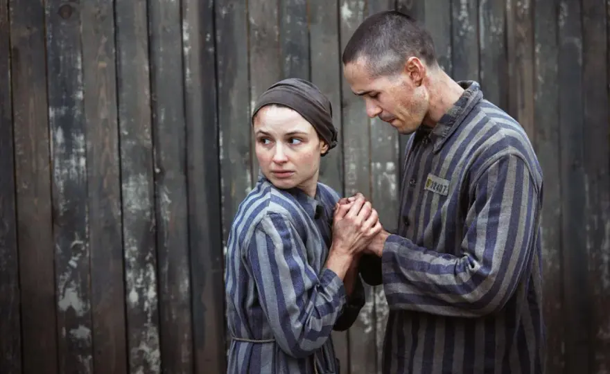 Filmy o Auschwitz - jak wybrać najlepszy dla siebie?